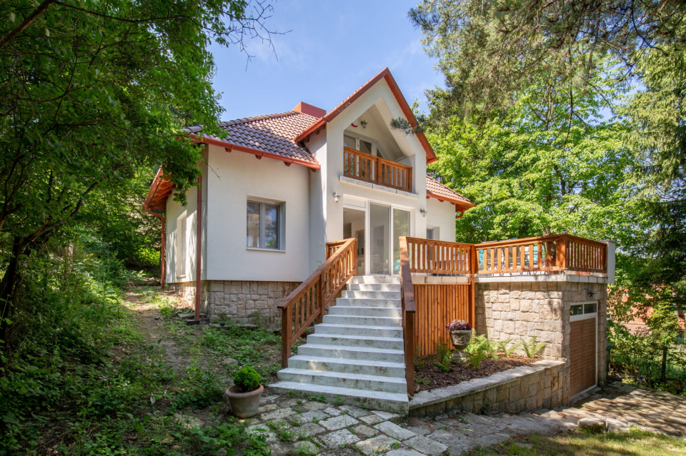 Ház a Pilisben