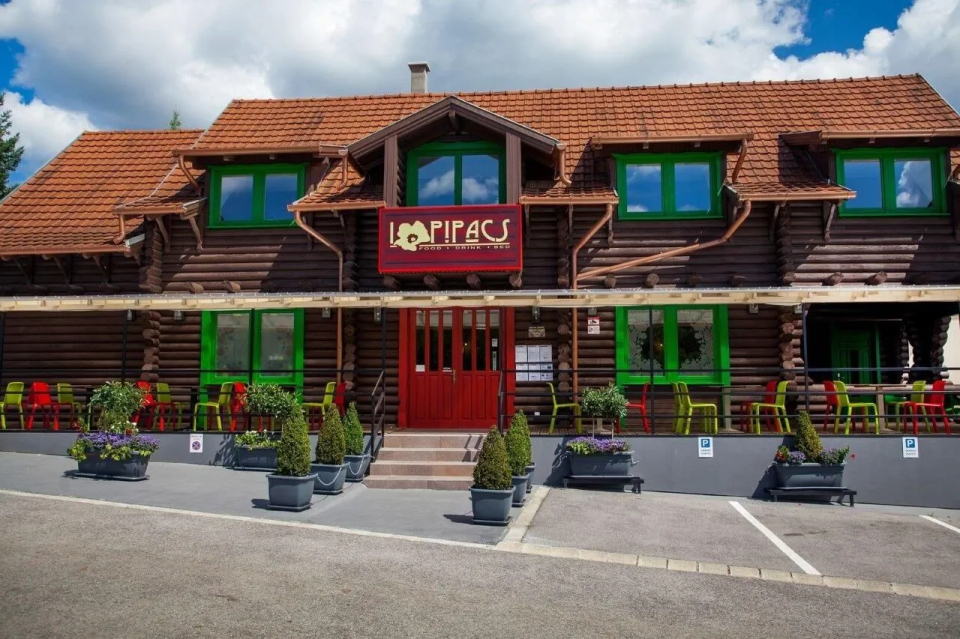 Pipacs Étterem és Fogadó