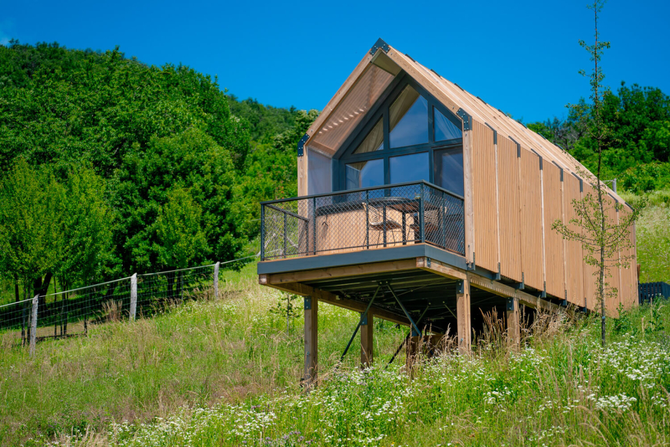 StagLand Cabins